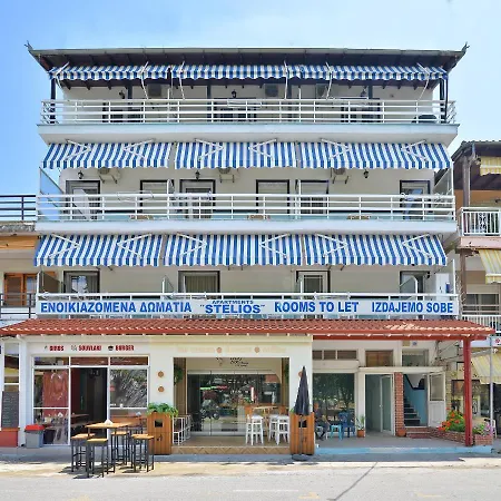 Studio's Stelios Love hotel *